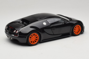Bugatti Veyron Super Sport Black Metallic Minichamps 1:18 100110842 Kovina – slika 3 od 8