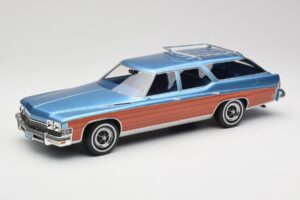 Buick Estate Wagon Light Blue Metallic BoS Models 1:18 BOS417 Smola