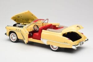 Buick Roadmaster Chrome Yellow Motormax 1:18 23124646-M17 Kovina – slika 5 od 8