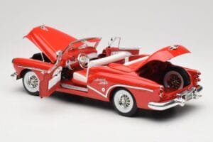 Buick Skylark Kabriolet Rdeč Motormax 1:18 73129 Kovina – slika 5 od 8