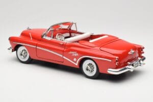 Buick Skylark Kabriolet Rdeč Motormax 1:18 73129 Kovina – slika 7 od 8