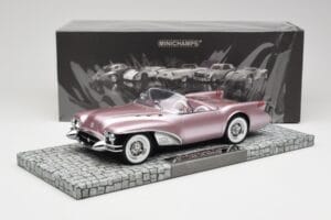 Buick Wildcat II Concept Salmon Metallic Minichamps 1:18 107141221 Smola – slika 6 od 6