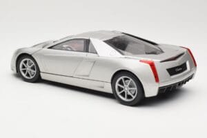 Cadillac Cien Srebrn Hot Wheels 1:18 57296 Kovina – slika 7 od 8