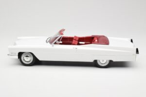 Cadillac DeVille Kabriolet Bel KK-Scale 1:18 KKDC180313 Kovina – slika 3 od 6
