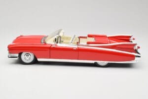 Cadillac Eldorado Biarritz Bolero Red Maisto 1:18 31813 Kovina – slika 4 od 8