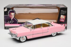 Cadillac Fleetwood Elvis Presley Roza MRC 1:18 LIC1000 Kovina – slika 8 od 8