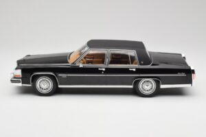Cadillac Fleetwood Brougham Črn MCG 1:18 MCG18250 Kovina – slika 3 od 6