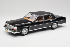 Cadillac Fleetwood Brougham Črn MCG 1:18 MCG18250 Kovina