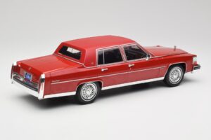 Cadillac Fleetwood Brougham Temno Rdeč Metalik MCG 1:18 MCG18251 Kovina – slika 2 od 6