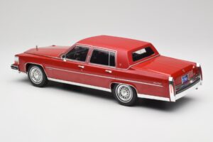 Cadillac Fleetwood Brougham Temno Rdeč Metalik MCG 1:18 MCG18251 Kovina – slika 4 od 6