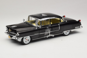Cadillac Fleetwood Series 60 The Godfather Greenlight 1:18 12949 Kovina