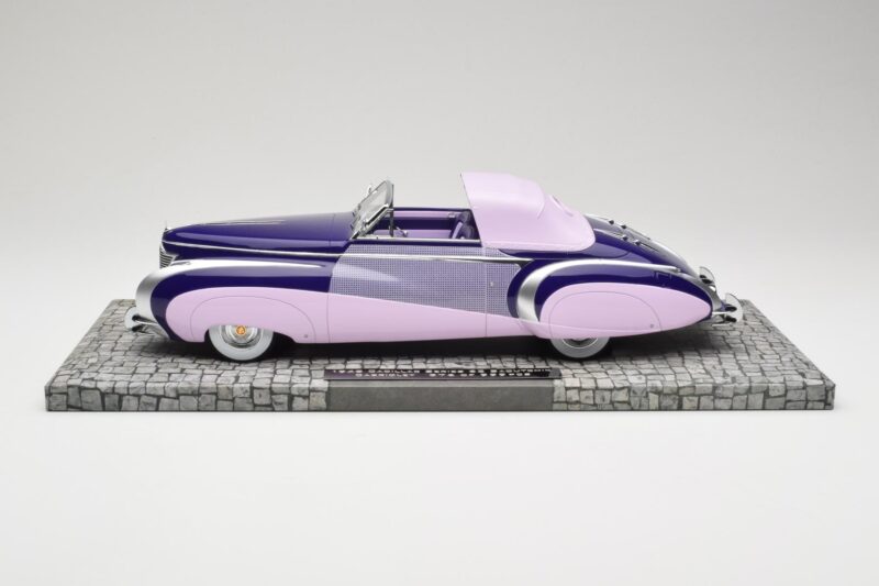 Cadillac Series 62 Kabriolet Roza Minichamps 1:18 107148460 Kovina