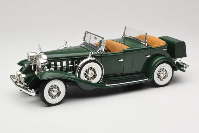 Cadillac Sport Phaeton Zelena Anson 1:18 30383 Kovina