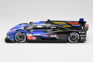 Cadillac V-Series.R LMDh #2 E. Bamber / A. Lynn / R. Westbrook Chip Ganassi Racing 24 Hours of Le Mans 2023 TopSpeed 1:18 TS0 – slika 3 od 5