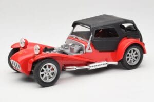 Caterham Super Seven Series 3 Rdeč Anson 1:18 30317-W Kovina – slika 2 od 8