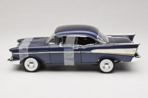 Chevrolet American Graffiti Movie Car American Muscle 1:18 36604 Kovina – slika 2 od 4