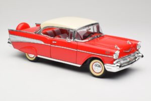 Chevrolet Bel Air Matador Rdeč & India Slonokoščena Road Legends 1:18 92109 Kovina – slika 6 od 8