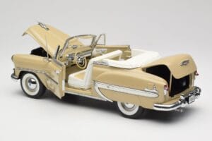 Chevrolet Bel Air Kabriolet Kremna Sun Star 1:18 1623 Kovina – slika 5 od 8