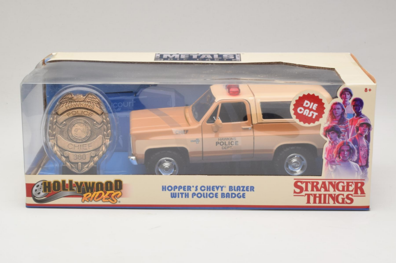 Chevrolet Blazer K5 Policija Stranger Things Metals Diecast 1:24 31111-24 Kovina