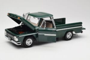Chevrolet C-10 Zelena Sun Star 1:18 1360 Kovina – slika 2 od 8