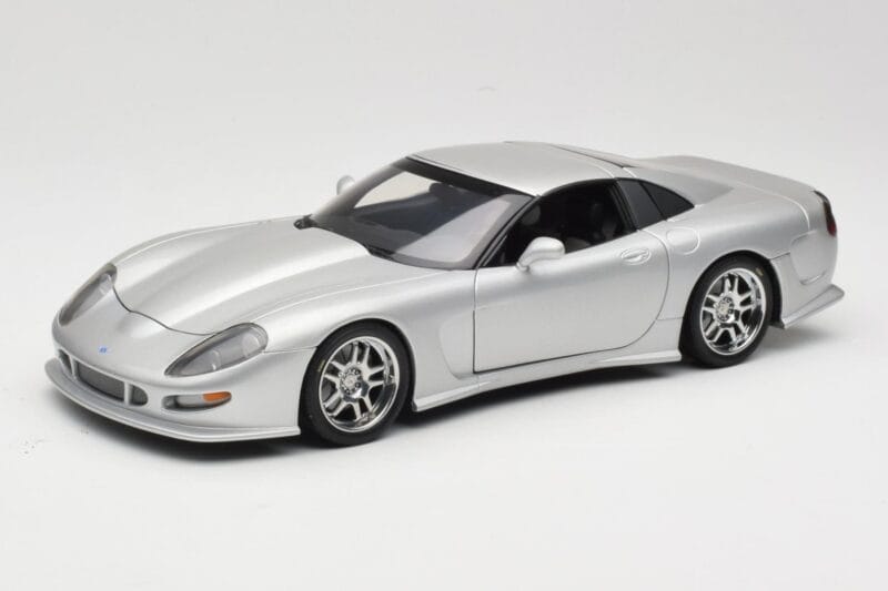 Chevrolet Callaway C12 Srebrn AUTOart 1:18 71011 Kovina