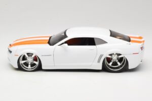 Chevrolet Camaro Concept Tuned Bel Jada 1:18 63014 Kovina – slika 4 od 8
