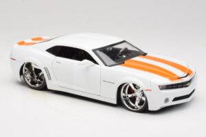 Chevrolet Camaro Concept Tuned Bel Jada 1:18 63014 Kovina – slika 6 od 8