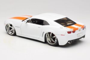 Chevrolet Camaro Concept Tuned Bel Jada 1:18 63014 Kovina – slika 7 od 8