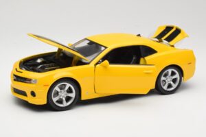 Chevrolet Camaro SS RS Rumen Maisto 1:18 31173 Kovina – slika 2 od 8