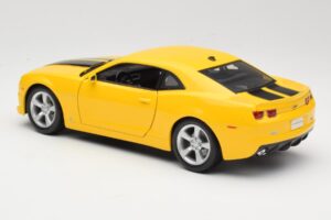 Chevrolet Camaro SS RS Rumen Maisto 1:18 31173 Kovina – slika 7 od 8