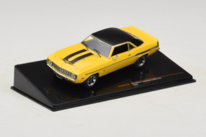 Chevrolet Camaro Yenko SYC Rumen IXO 1:43 CLC591N Kovina – slika 2 od 4