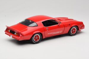 Chevrolet Camaro Z28 Yenko Turbo Z Rdeč GreenLight 1:18 12999 Kovina – slika 3 od 8