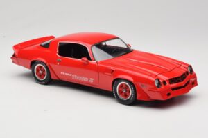 Chevrolet Camaro Z28 Yenko Turbo Z Rdeč GreenLight 1:18 12999 Kovina – slika 6 od 8