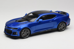 Chevrolet Camaro ZL1 Gen 6 Modra GT Spirit 1:18 GT177 Smola