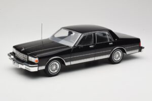 Chevrolet Caprice Črn MCG 1:18 MCG18113 Kovina
