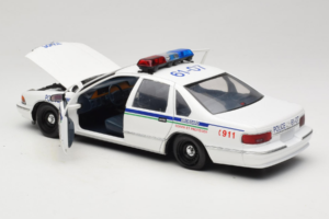 Chevrolet Caprice Kanada Policija UT Models 1:18 21023 Kovina – slika 5 od 8