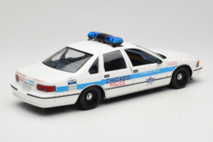 Chevrolet Caprice Chicago Policija UT Models 1:18 180142096 Kovina – slika 3 od 8