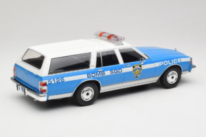 Chevrolet Caprice Estate Wagon NYPD MCG 1:18 MCG18477 Kovina – slika 2 od 6