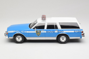 Chevrolet Caprice Estate Wagon NYPD MCG 1:18 MCG18477 Kovina – slika 3 od 6