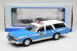 Chevrolet Caprice Estate Wagon NYPD MCG 1:18 MCG18477 Kovina – slika 6 od 6