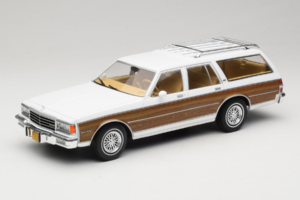 Chevrolet Caprice Estate Wagon Bela MCG 1:18 MCG18475 Kovina