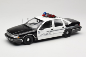 Chevrolet Caprice Glendale Policija UT Models 1:18 21026 Kovina