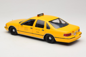 Chevrolet Caprice NYC Taksi UT Models 1:18 180142095 Kovina – slika 7 od 8