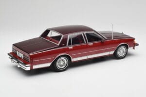 Chevrolet Caprice Rdeč Metalik MCG 1:18 MCG18361 Kovina – slika 2 od 6