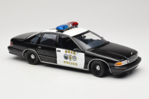 Chevrolet Caprice Kalifornija Policija UT Models 1:18 180142098 Kovina – slika 6 od 8