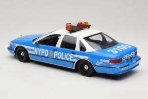 Chevrolet Caprice New York Policija UT Models 1:18 180142097 Kovina – slika 5 od 8