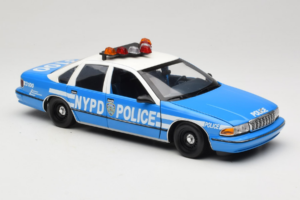 Chevrolet Caprice New York Policija UT Models 1:18 180142097 Kovina – slika 6 od 8