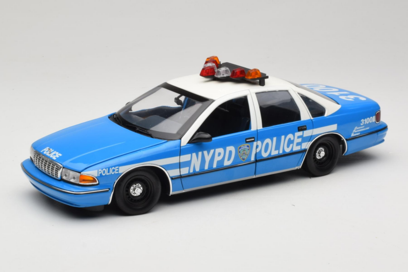 Chevrolet Caprice New York Policija UT Models 1:18 180142097 Kovina