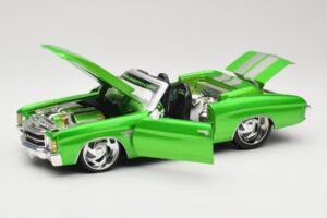 Chevrolet Chevelle SS Kabriolet Zelen Maisto 1:18 31099 Kovina – slika 2 od 8