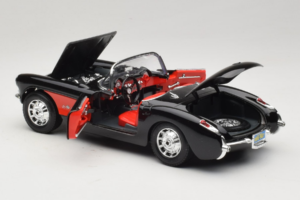 Chevrolet Corvette C1 Črn & Rdeč Bburago 1:18 3034-M1 Kovina – slika 5 od 8